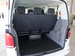 Volkswagen Transporter 2.0TDI Kombi SWB Trendline auto - Image 25