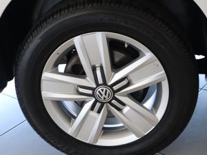 Volkswagen Transporter 2.0TDI Kombi SWB Trendline auto - Image 29