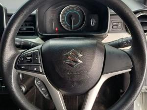 Suzuki Ignis 1.2 GLX manual - Image 10