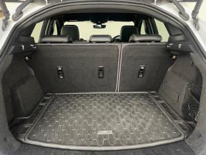 Jaguar E-Pace P250 AWD R-Dynamic HSE - Image 17