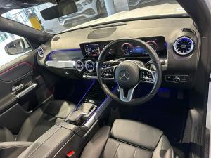 Mercedes-Benz EQB EQB350 4Matic Progressive - Image 4