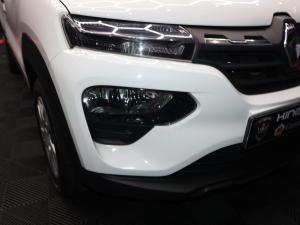 Renault Kwid 1.0 Techno manual - Image 6