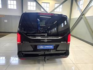 Mercedes-Benz V-Class V250d Avantgarde AMG Line - Image 11