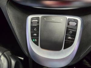 Mercedes-Benz V-Class V250d Avantgarde AMG Line - Image 19