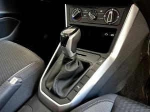 Volkswagen Polo hatch 1.0TSI Life manual - Image 16