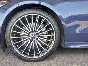 Mercedes-Benz C-Class C200 Avantgarde - Image 3
