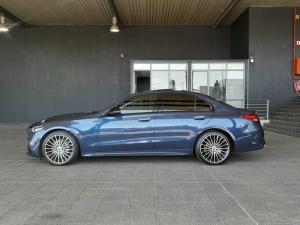 Mercedes-Benz C-Class C200 Avantgarde - Image 4