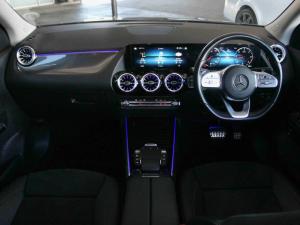 Mercedes-Benz GLA GLA200d - Image 17