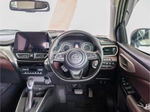 Toyota Starlet Cross 1.5 XR auto - Image 8