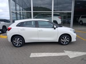 Toyota Starlet 1.5 XS auto - Image 3