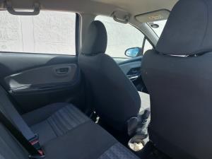 Toyota Yaris 1.3 auto - Image 14