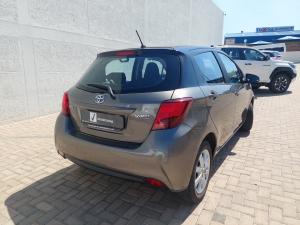 Toyota Yaris 1.3 auto - Image 2