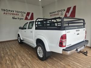 Toyota Hilux 3.0D-4D double cab 4x4 Raider Dakar edition - Image 15