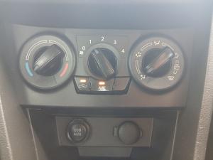 Toyota Urban Cruiser 1.5 Xi - Image 11