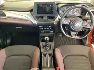 Toyota Starlet Cross 1.5 XS manual - Image 6