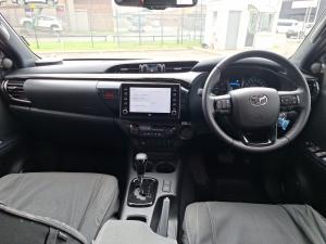 Toyota Hilux 2.8GD-6 double cab Legend auto - Image 6