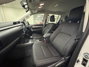 Toyota Hilux 2.4GD-6 double cab Raider auto - Image 7