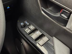 Toyota Hilux 2.4GD-6 double cab Raider auto - Image 18