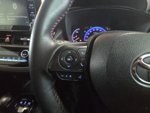 Toyota Corolla Cross 1.8 Hybrid GR-Sport - Image 9