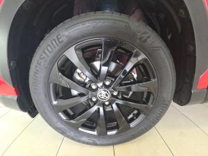 Toyota Corolla Cross 1.8 Hybrid GR-Sport - Image 21