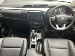 Toyota Hilux 2.8GD-6 double cab 4x4 Raider auto - Image 6