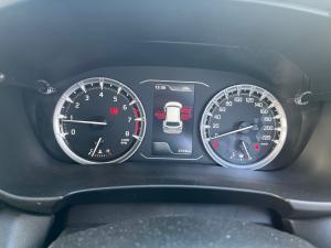 Toyota Urban Cruiser 1.5 XR manual - Image 9