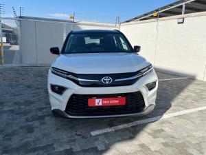 Toyota Urban Cruiser 1.5 XR manual - Image 4