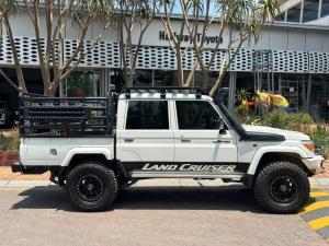 Toyota Land Cruiser 79 4.5D-4D V8 double cab LX - Image 3