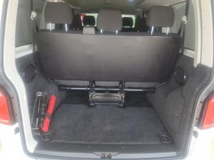 Volkswagen Transporter 2.0BiTDI crew bus SWB 4Motion auto - Image 9