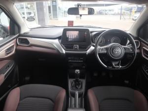 Toyota Starlet Cross 1.5 XS manual - Image 6