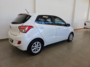Hyundai Grand i10 1.25 Fluid auto - Image 2