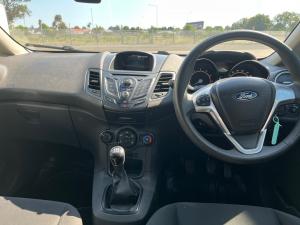 Ford Fiesta 5-door 1.4 Trend - Image 6