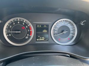 Toyota Urban Cruiser 1.5 XR manual - Image 9