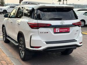 Toyota Fortuner 2.4GD-6 4x4 - Image 12