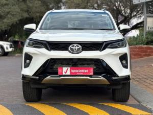 Toyota Fortuner 2.4GD-6 4x4 - Image 4