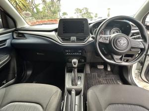 Toyota Starlet 1.5 XS auto - Image 6