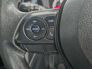 Toyota Corolla Cross 1.8 Xi - Image 9