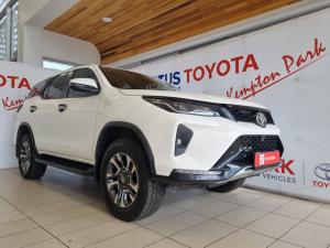 Toyota Fortuner 2.4GD-6 manual - Image 1