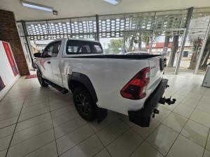 Toyota Hilux 2.8GD-6 Xtra cab 4x4 Legend manual - Image 22