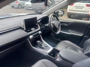 Toyota RAV4 2.5 Hybrid VX E-Four - Image 7