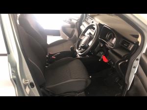 Toyota Rumion 1.5 S - Image 10