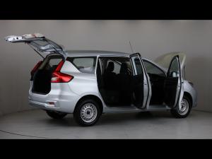 Toyota Rumion 1.5 S - Image 31