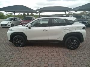 Toyota Starlet Cross 1.5 XS auto - Image 22