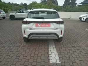 Toyota Starlet Cross 1.5 XS auto - Image 5