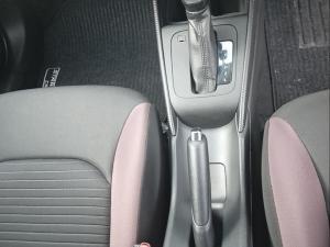 Toyota Starlet Cross 1.5 XS auto - Image 12