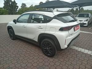 Toyota Starlet Cross 1.5 XS auto - Image 21