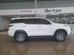 Toyota Fortuner 2.8GD-6 Raised Body automatic - Image 3