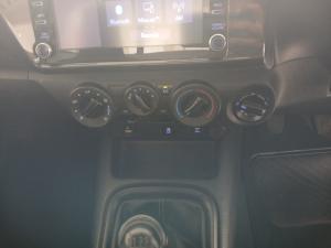 Toyota Hilux 2.4 GD-6 SRX 4X4S/C - Image 17