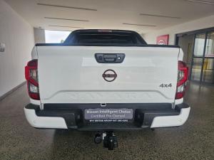 Nissan Navara 2.5DDTI PRO-4X 4X4 automatic D/C - Image 4