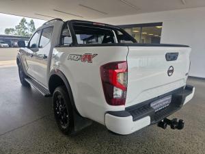 Nissan Navara 2.5DDTI PRO-4X 4X4 automatic D/C - Image 6